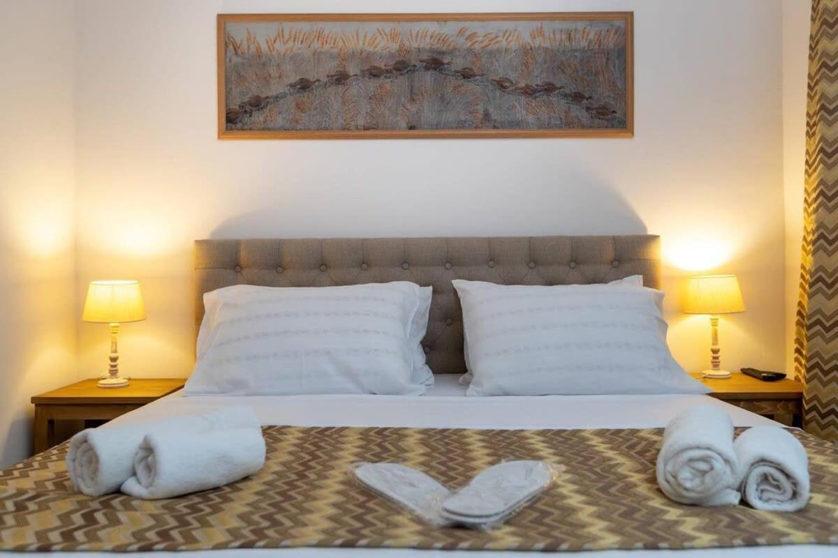Wehost Liberty Square Apartments Tiflis Dış mekan fotoğraf